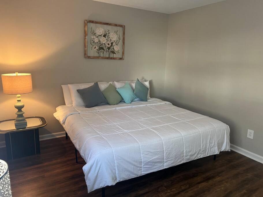 Indigo Downtownwalkable Kingbed Raleigh Exterior foto